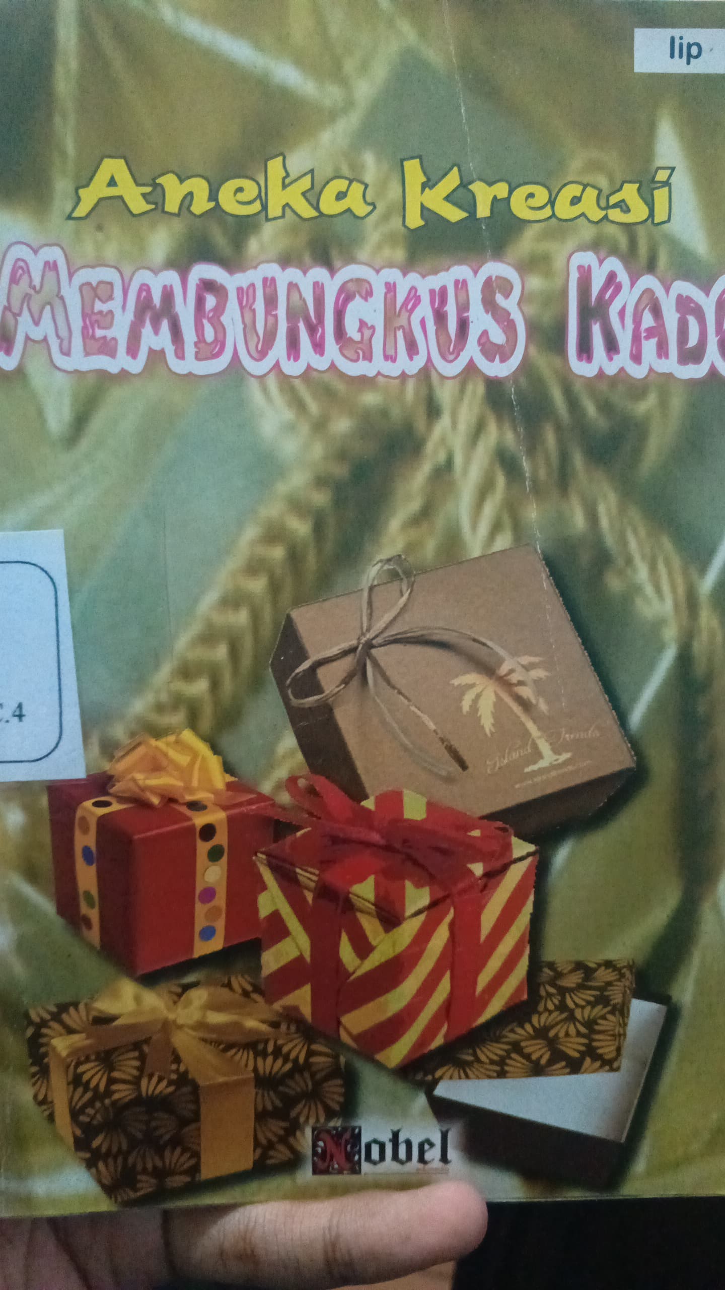 Aneka Kreasi Membungkus Kado
